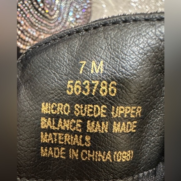 Beacon NWOT Rhinestone Booties Black Size 7 - Picture 7 of 8